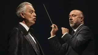 Andrea Bocelli ilumina el Palau Sant Jordi celebrando 30 años de carrera