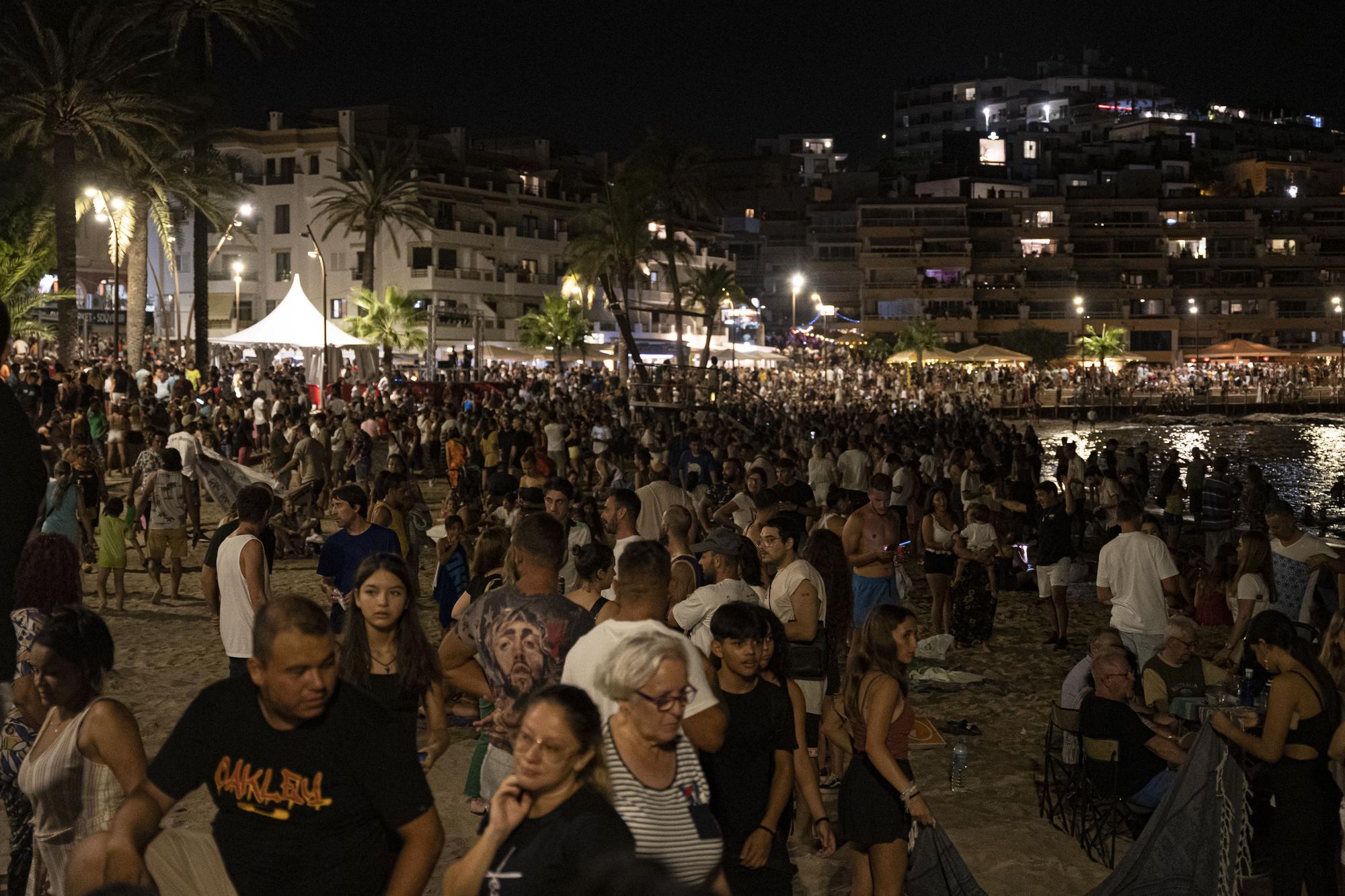 El espectáculo de drones de Ibiza, en imágenes