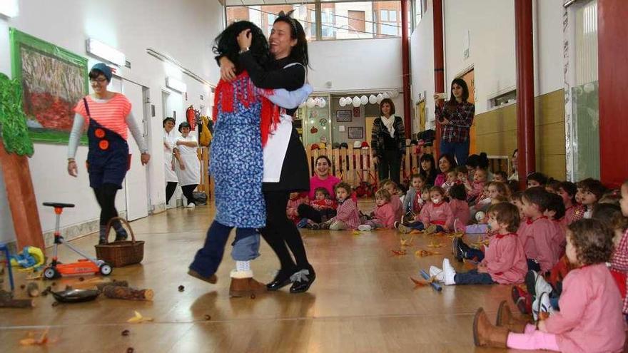 Una actividad celebrada en la escuela infantil municipal el pasado noviembre. // Bernabé/Adrián Rei