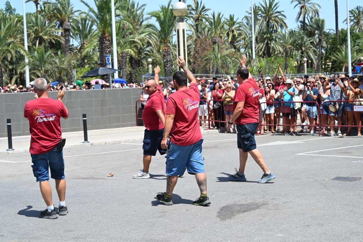 La mascletà de la pirotecnia Tamarit en las Fiestas de Elche, en imágenes