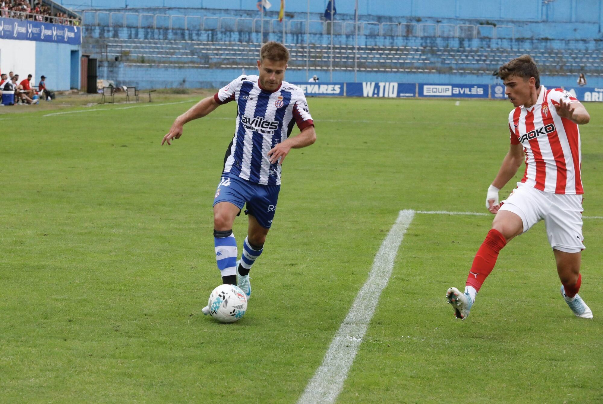 EN IMÁGENES: Partido amistoso entre Real Avilés y Real Sporting