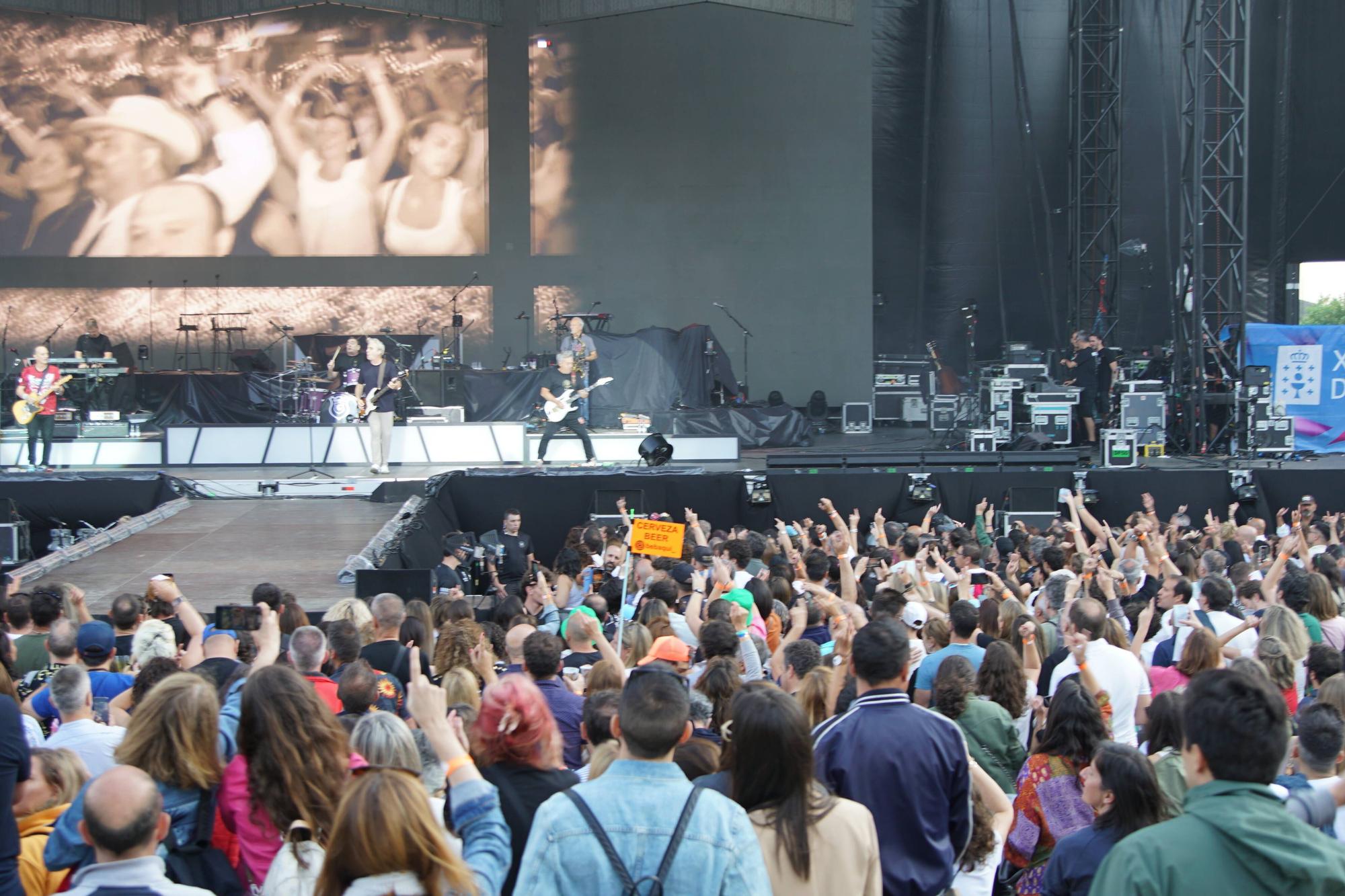 Robbie Williams deslumbra en Santiago