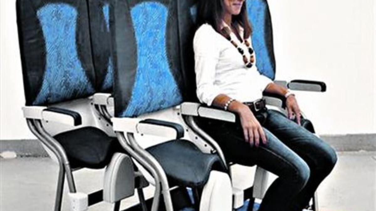 Prototipo del tipo de asiento SkyRiders, que quiere implantar Ryanair.