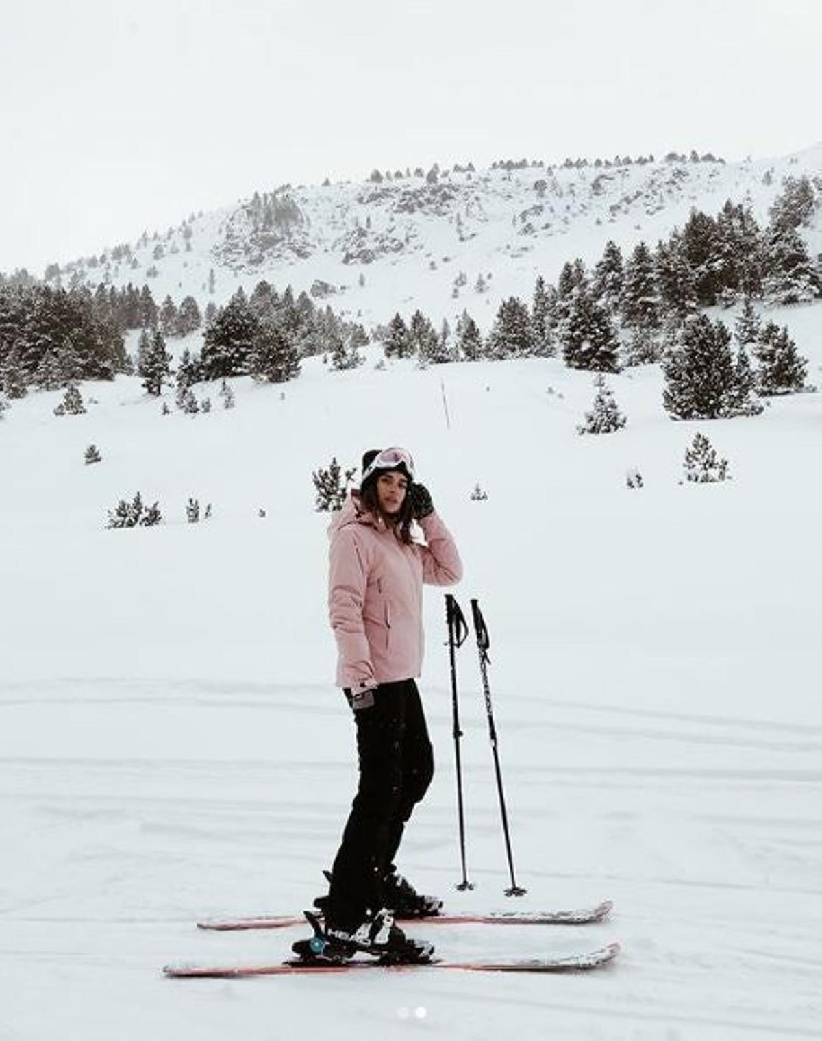 Paula Echevarría y Dulceida nos enseñan a vestir en la nieve