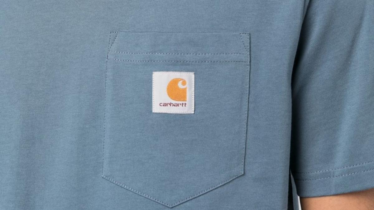 Renueva tu armario con esta camiseta Carhartt por 20 euros