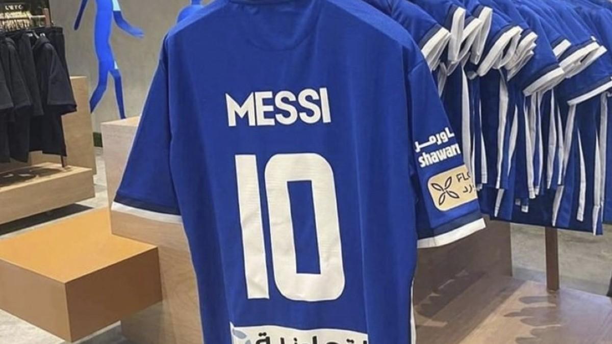 El Al Hilal vende la camiseta de Messi para contrarrestar el efecto Ronaldo