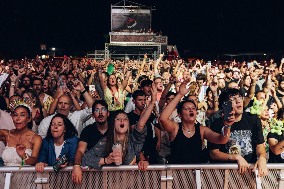 Los abonos de tres días todavía se pueden conseguir en lowfestival.es, aunque las últimas unidades se están agotando.