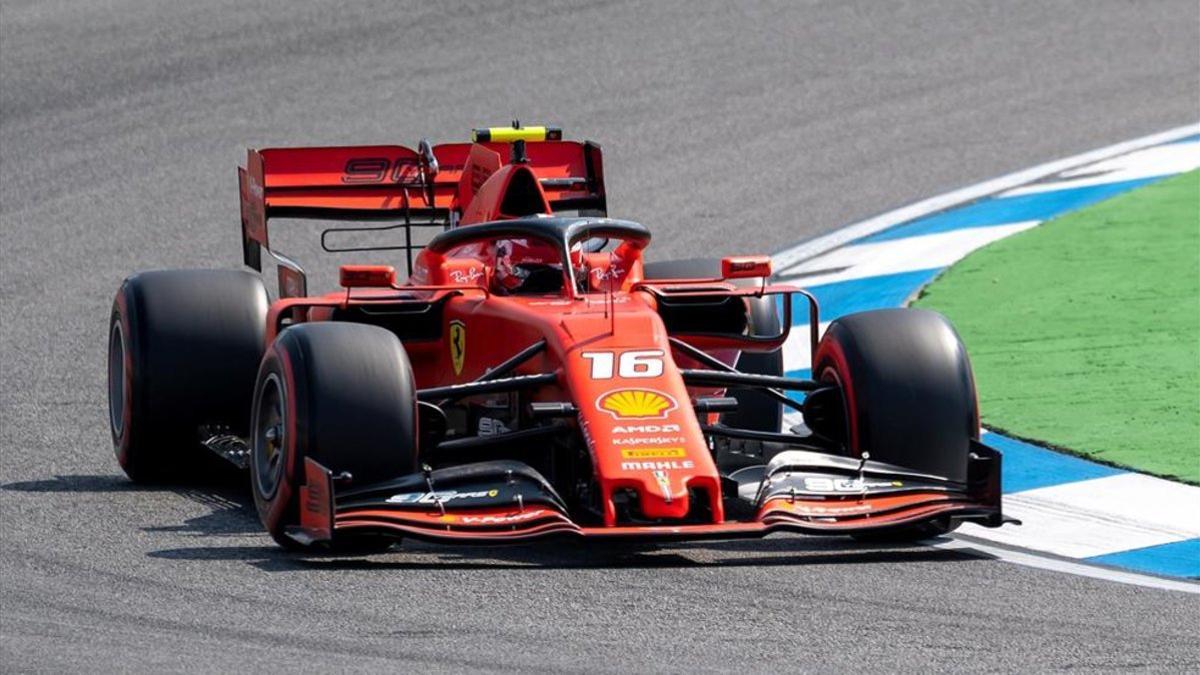 Leclerc superó a Vettel en la FP2