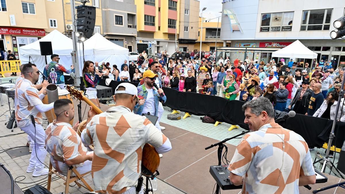 El carnaval de San Bartolomé de Tirajana arranca con la actuación de Falete en la Gran Dama y Raquel Sánchez Silva al frente de la gala de la reina