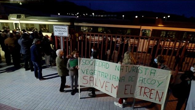 El Ayuntamiento de Alcoy y el PSOE defienden la actuación del Gobierno en la mejora del tren