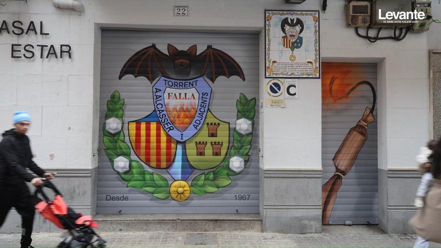 Las fallas de Torrent y Paterna plantan 830.000 euros en monumentos