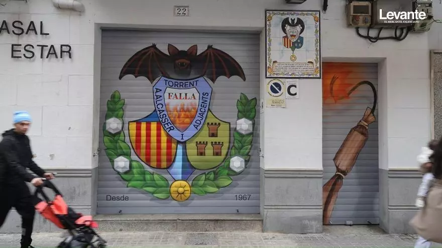 Las fallas de Torrent y Paterna plantan 830.000 euros en monumentos