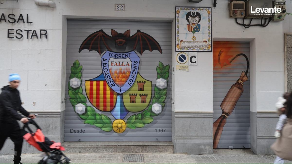 Las fallas de Torrent y Paterna plantan 830.000 euros en monumentos