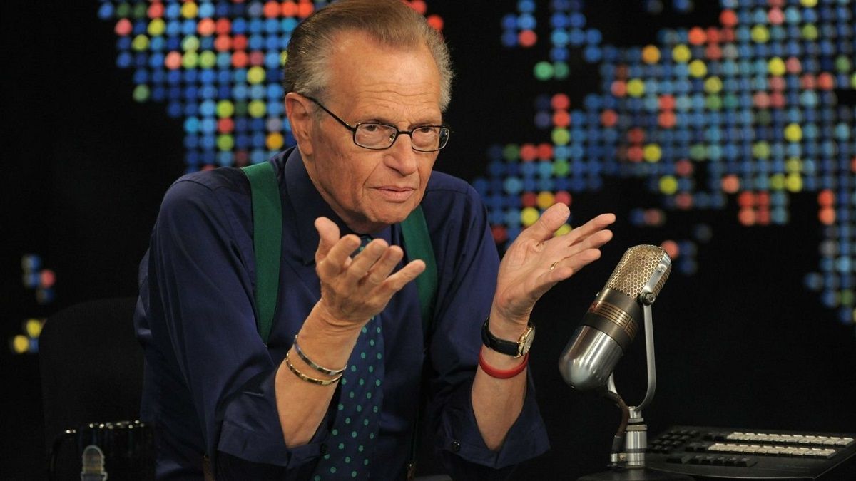 Muere el periodista Larry King a los 87 años de edad