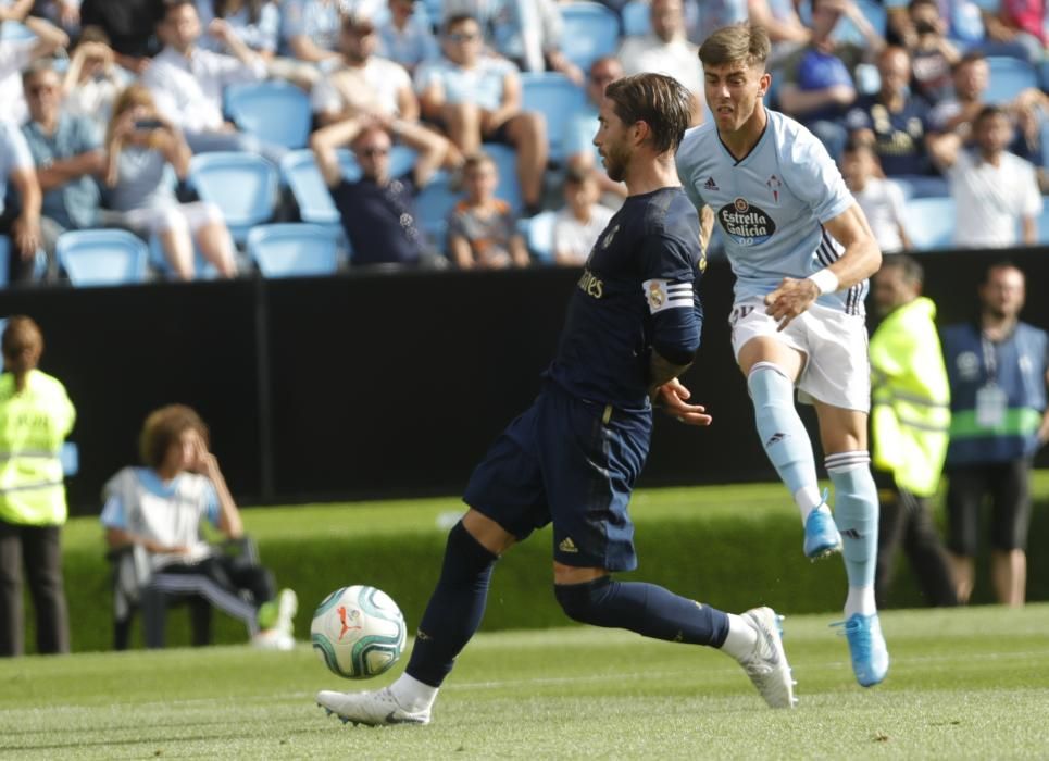 Las fotos de las mejores acciones del partido que terminó con derrota para los vigueses en Balaídos (1-3).