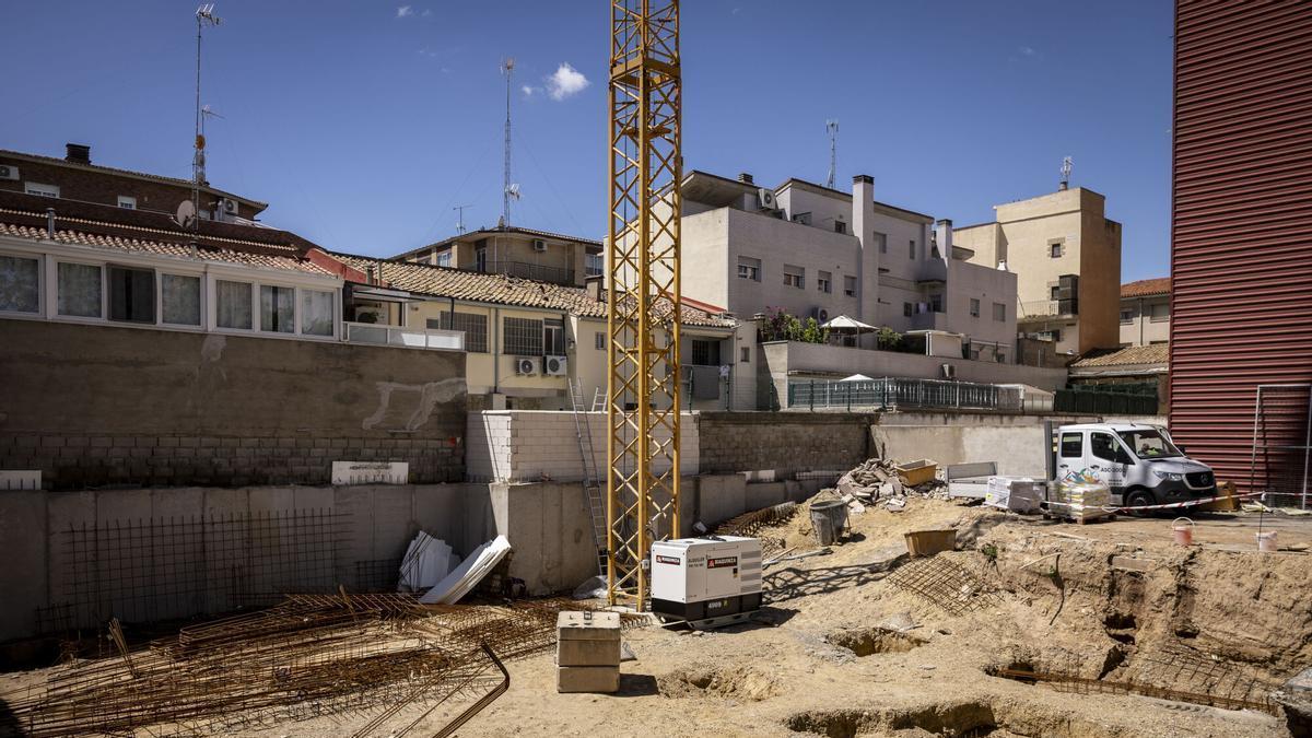 Construcción de viviendas en Miralbueno, Zaragoza.