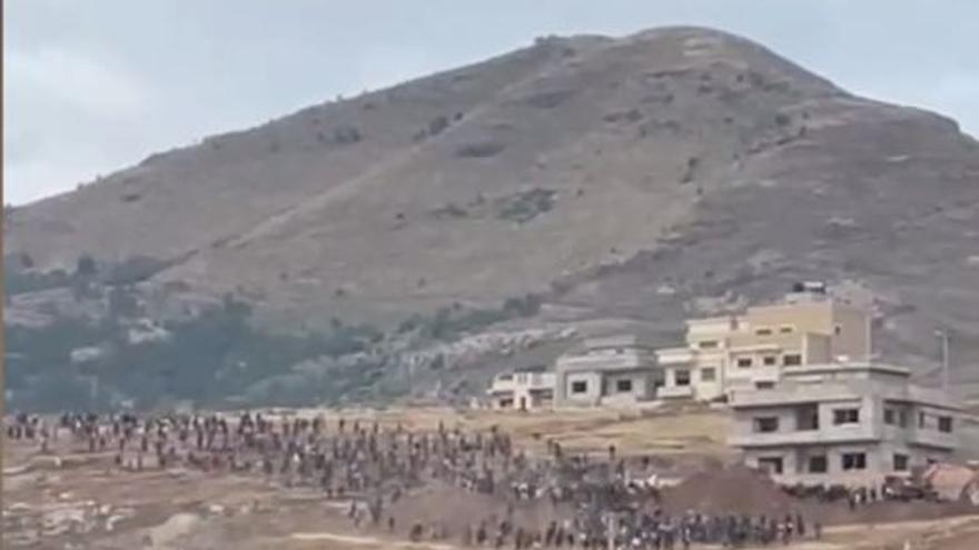 La multitud de migrants es dirigeix cap a Melilla el divendres 24 de juny