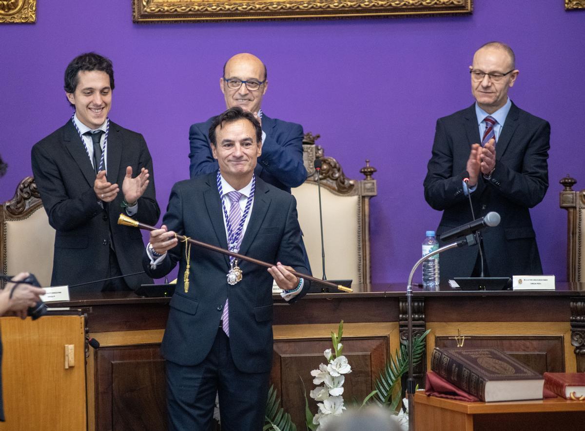 El alcalde de Jaén, Agustín González Romo, durante su toma de posesión.