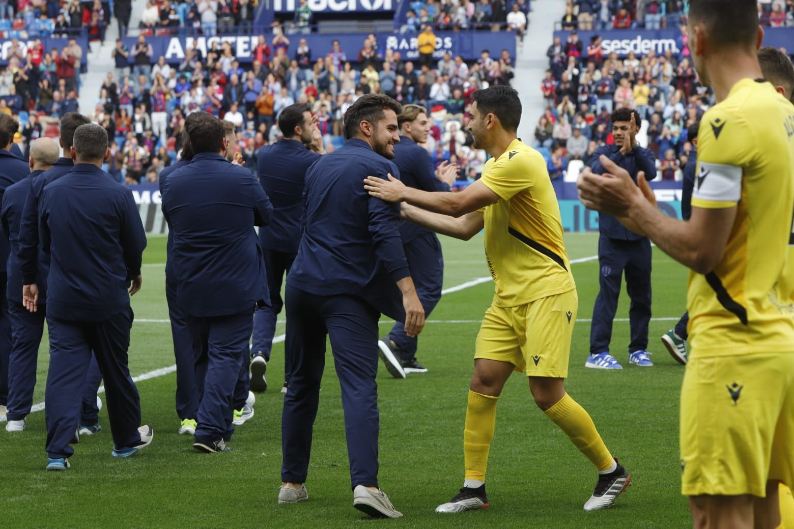 La victoria del FC Cartagena en la casa del Levante, en imágenes