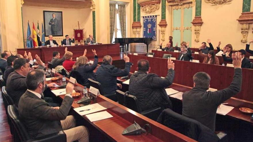 Unánime apoyo de la Diputación de Badajoz a la autovía Cáceres-Badajoz