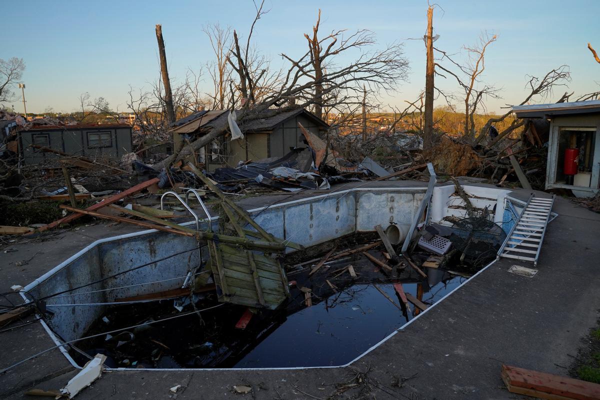 La oleada de tornados en Estados Unidos deja al menos 29 muertos