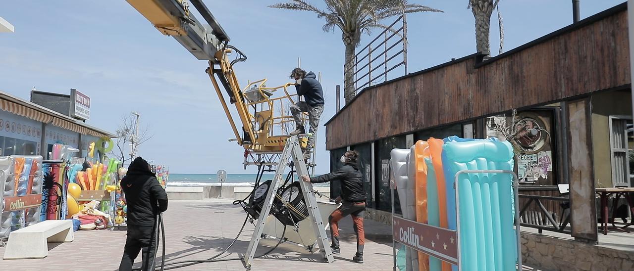 Empieza el rodaje en Can Picafort de la serie ambientada en un 'biergarten'