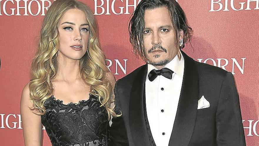 Amber Heard pegó a Johnny Depp
