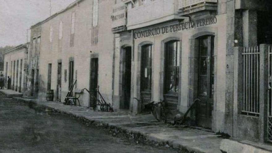 Antiguo comercio de Perfecto Pereiro en la calle Progreso de Silleda.