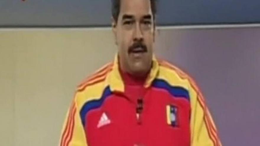 Maduro pide que sea Maradona quien presida la FIFA