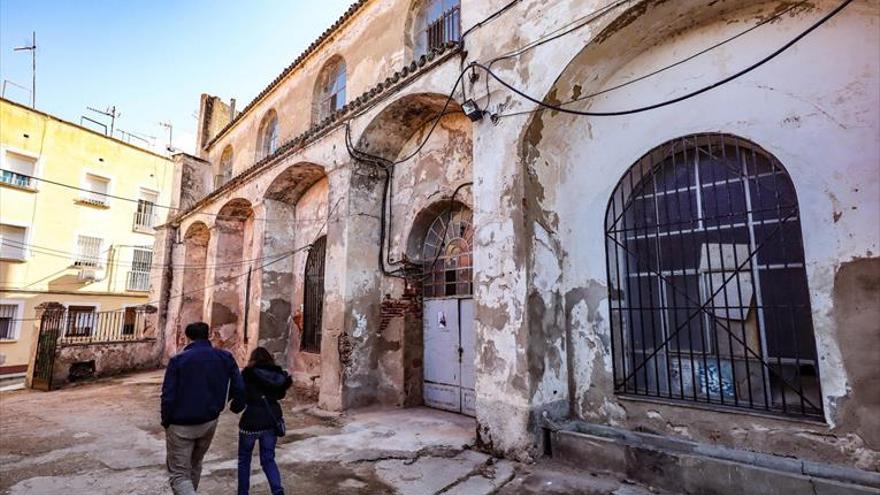 El antiguo colegio San Pedro de Alcántara cambia de uso para su rehabilitación