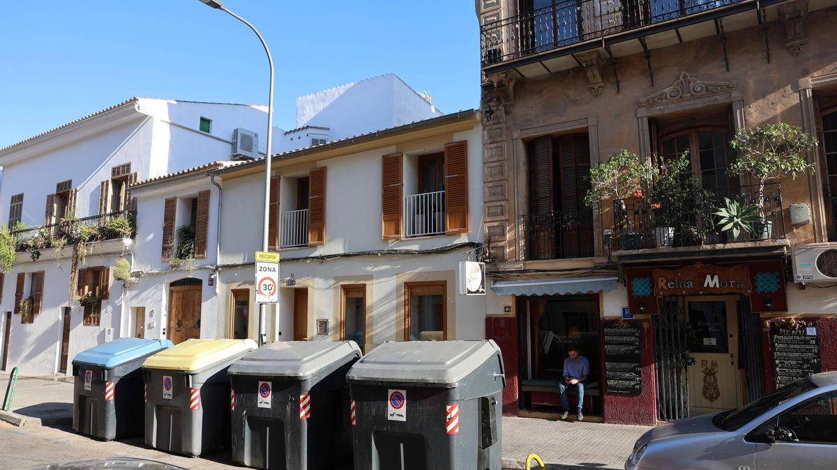 Limpieza en Palma: Aumento de quejas por la cercanía de contenedores de ...