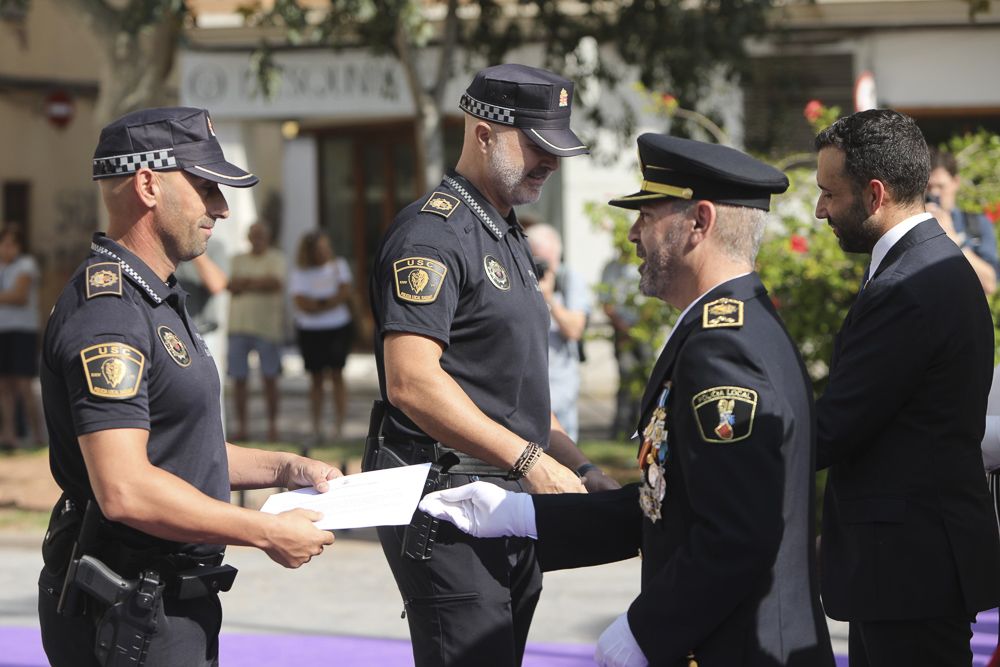 Así ha transcurrido el acto institucional de la Policía Local en el Port de Sagunt