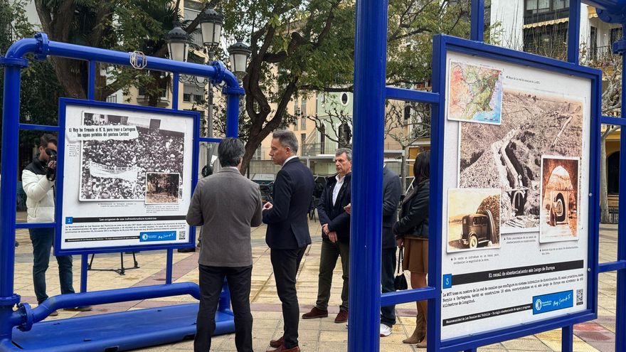 Cien años de historia de los canales del Taibilla toman la plaza Calderón de Lorca