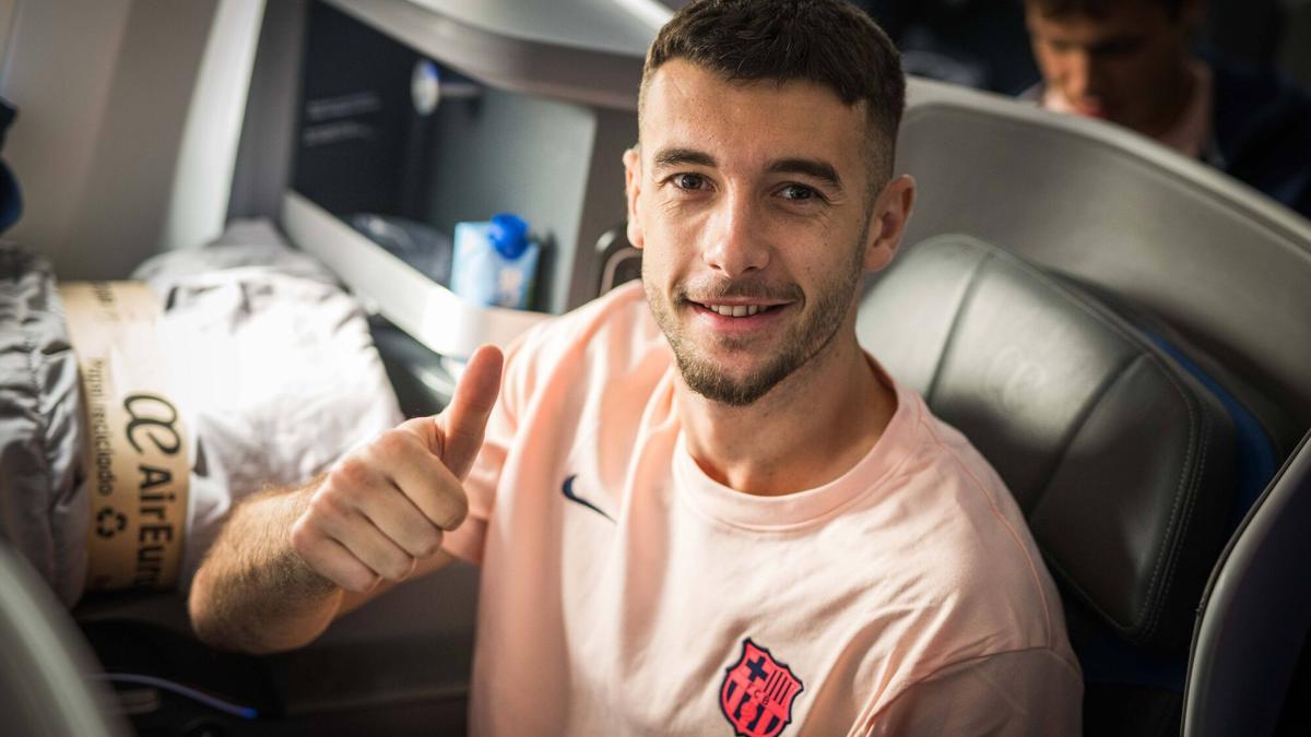 Joan Garcia atiende a los aficionados y habla de su estado de salud: "Bien, todo bien de la lesión"