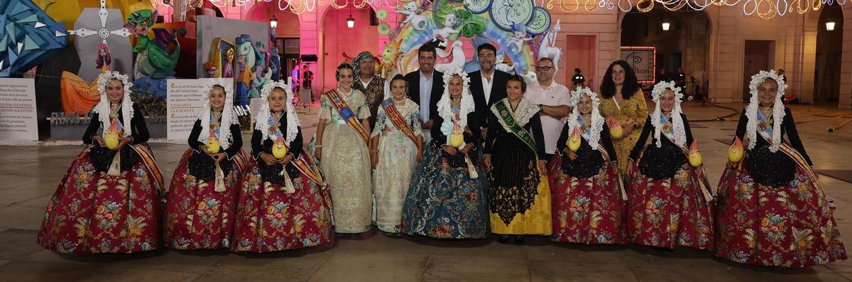 GALERÍA - Una despedida a la llum de les fogueres GALERÍA - Una despedida a la llum de les fogueres
