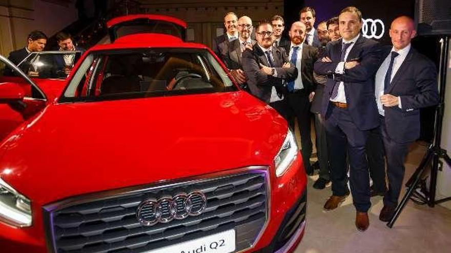 Responsables de Audi en la presentación del modelo Q2.