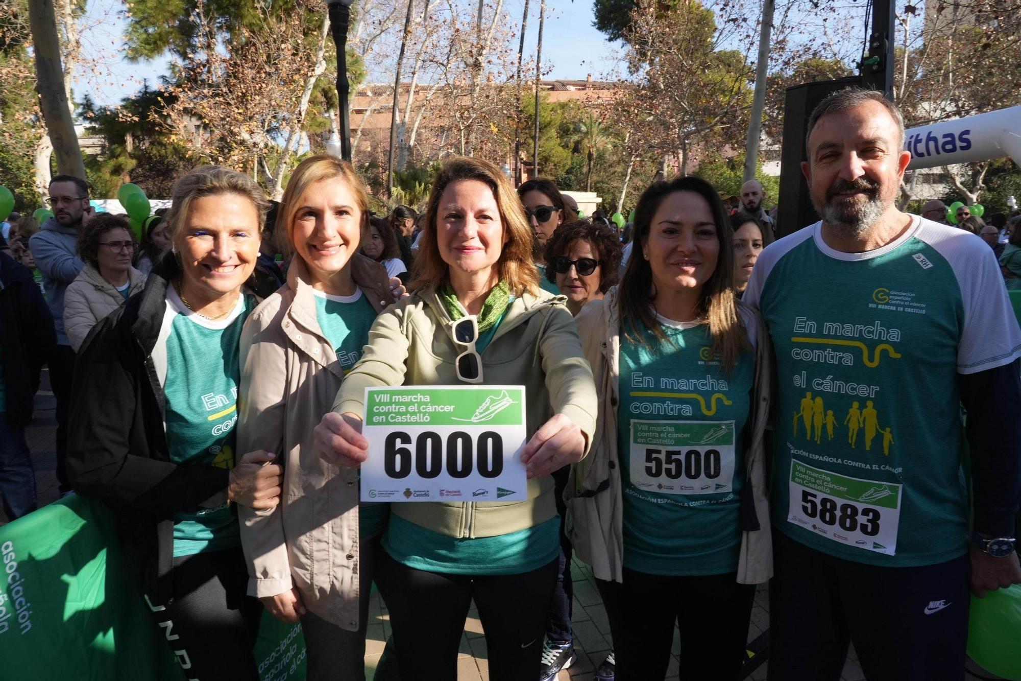 Galería I Búscate en nuestra macrogalería de fotos de la Marcha Contra el Cáncer de Castelló