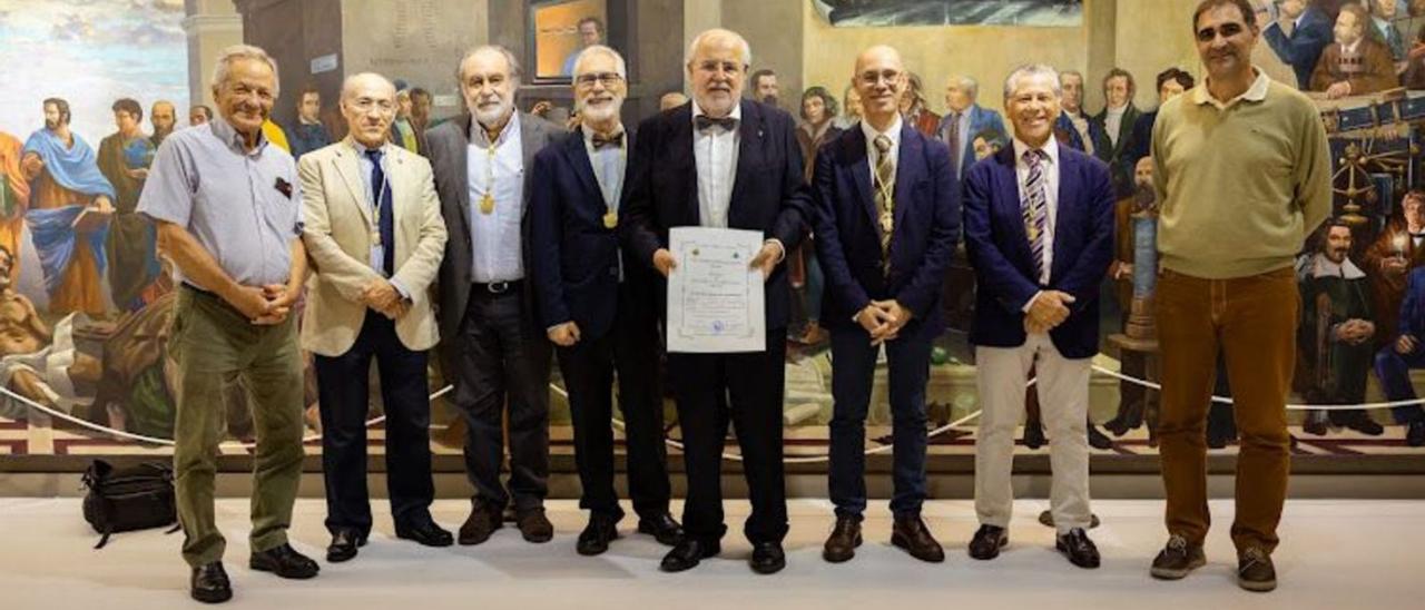 Jacinto Quevedo Sarmiento, en la Academia Canaria de las Ciencias