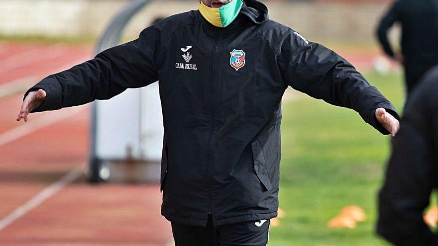 Nacho Merino, técnico del Caja Rural Amigos del Duero.