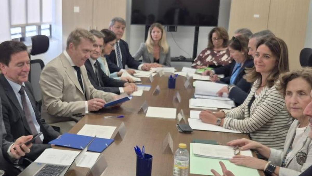 Un momento de la reunión celebrada entre representantes de la Conselleria y la judicatura.