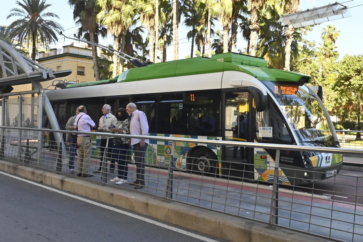 Imagen de archivo del TRAM de Castelló en una parada del Grau.