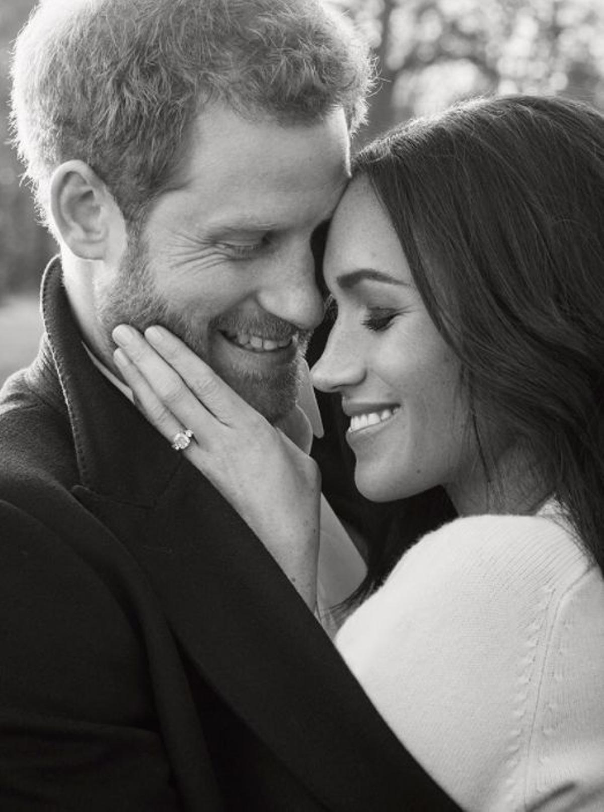 Meghan Markle y principe Harry, fotos oficiales