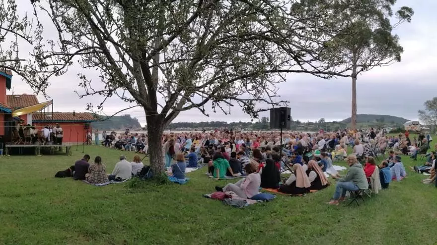 Comienza en Villaviciosa el Festival de la Ría "Enrique Correa": estos son los conciertos previstos hasta el 15 de agosto