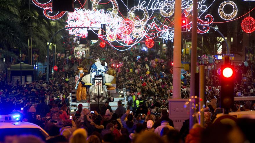 Nochevieja infantil  mañana a las 11 horas con aforo al 50%, mascarilla y pasaporte covid