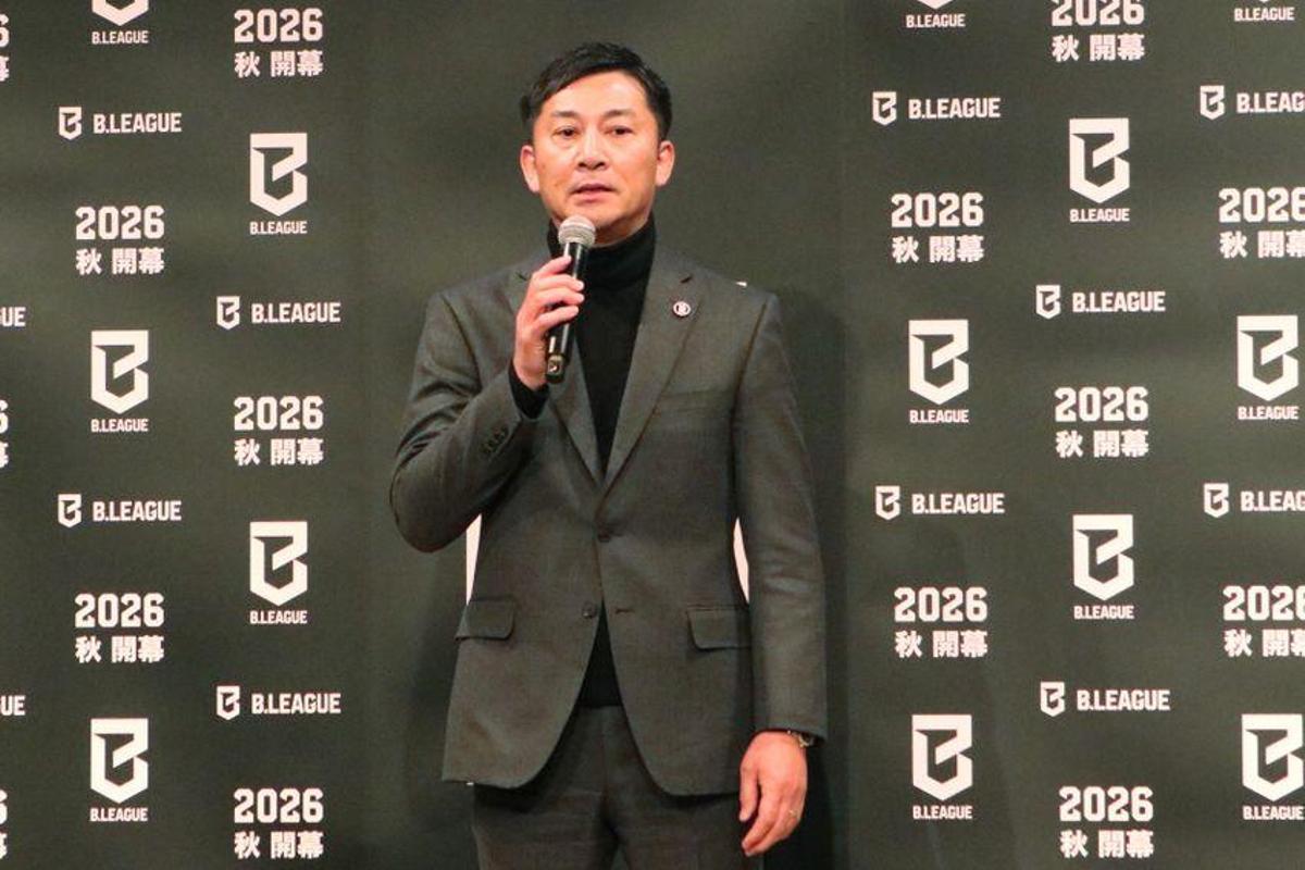 Shinji Shimada, comisionado de la B.LEAGUE, en el acto de hoy
