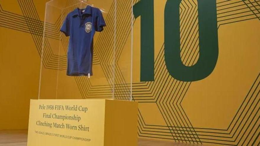 ¿Sabes por cuánto se ha vendido la camiseta que Pelé llevó en la final del Mundial 58' ?