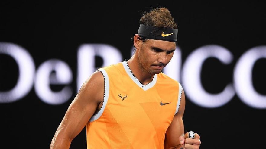 Rafa Nadal avanza a octavos de final en Australia