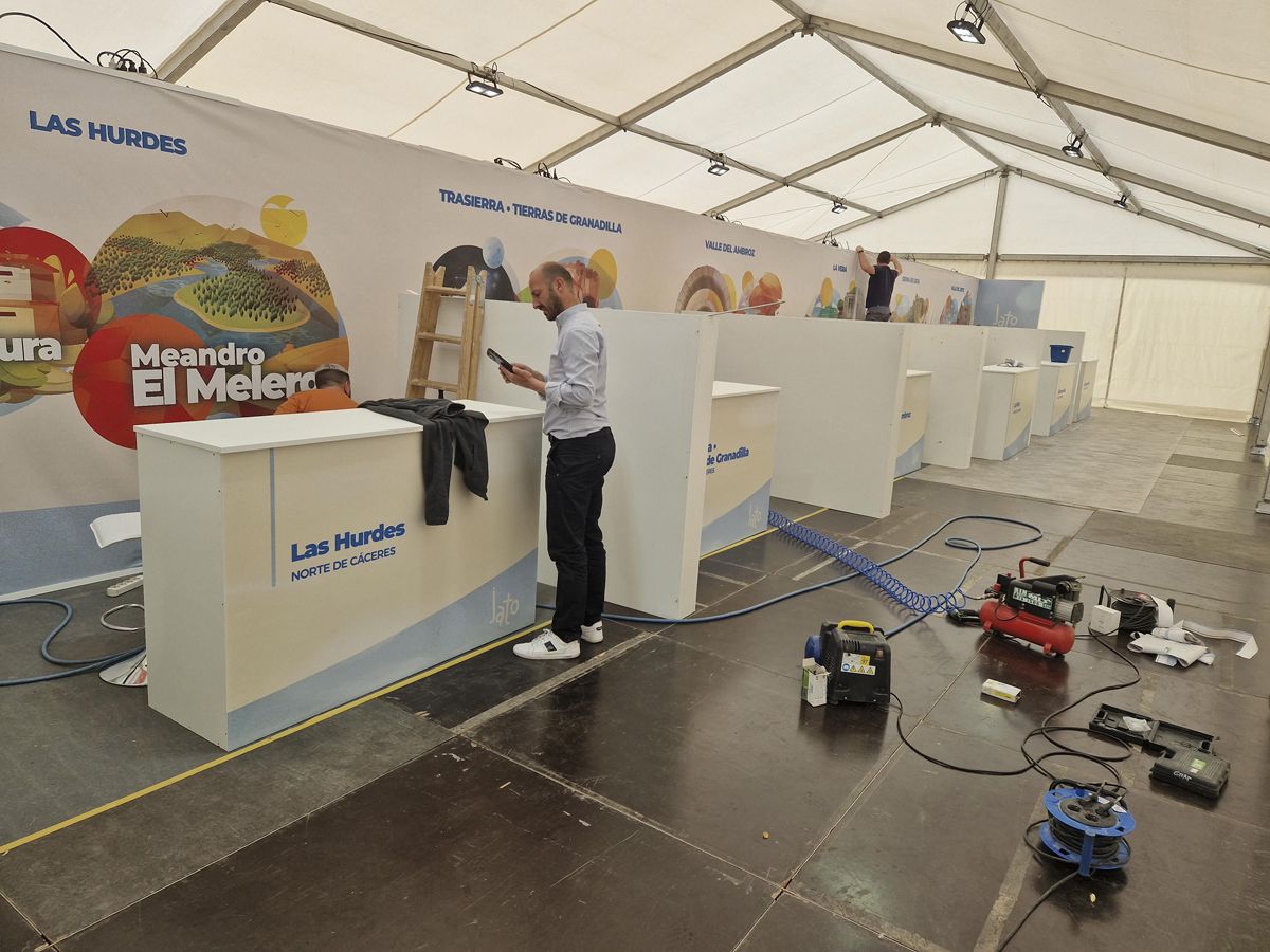 Fotogalería | Los preparativos para el encuentro Jato en Cáceres