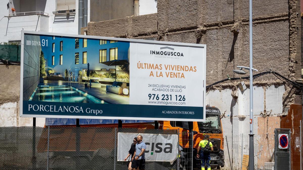 Imagen del solar de la avenida Goya donde se levantarán nuevas viviendas de lujo.