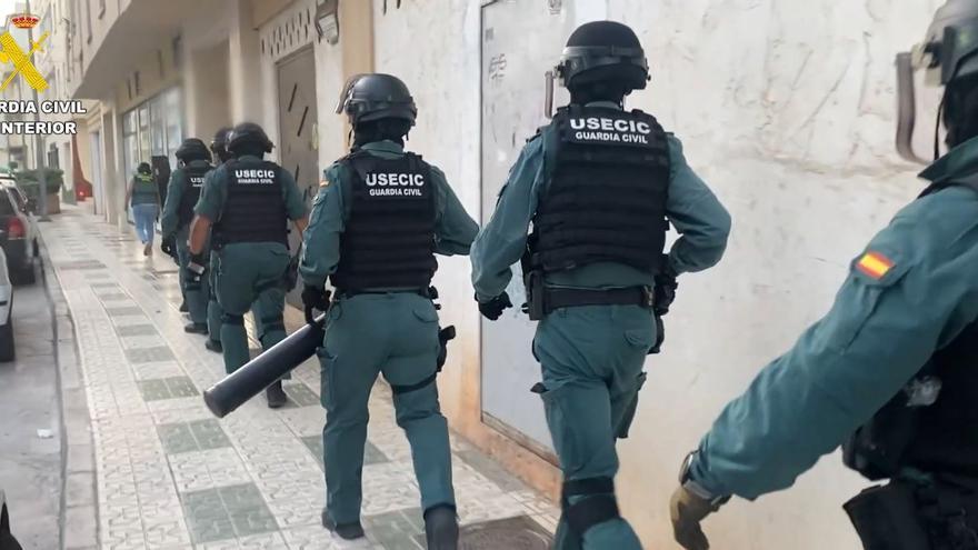 Desarticulada una banda que asaltó más de 50 viviendas en varios municipios de Málaga